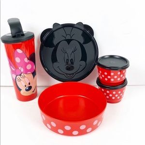 Tupperware disney lunch set New !!